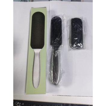 Tarka do pedicure z 10 wymiennymi wkładami 21,5 cm metalowa srebrna