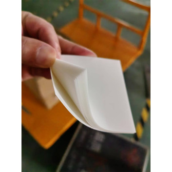 Transparentny papier do notatek 75x75mm 50szt