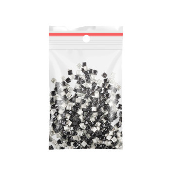 ShinePins gładkie ćwieki błyskotki ozdoby do paznokci kwadratowe large NTN Premium Nr 15 5g