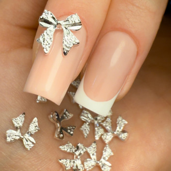 Ozdoby do paznokci kokardki 3D Molly Nails Nr 3 10 szt