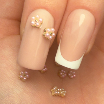 Ozdoby do paznokci kwiatki perłowe 3D Molly Nails Nr 2 10 szt
