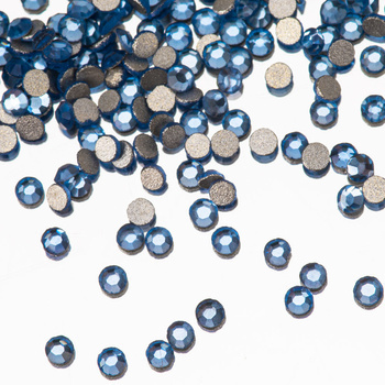 Cristales para uñas SS3 Light saphire, aprox. 1440 unidades por paquete.