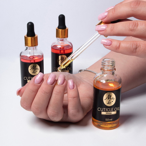 10+1gratis Oliwka do skórek i paznokci z zakraplaczem o zapachu truskawki MollyLac 50ml