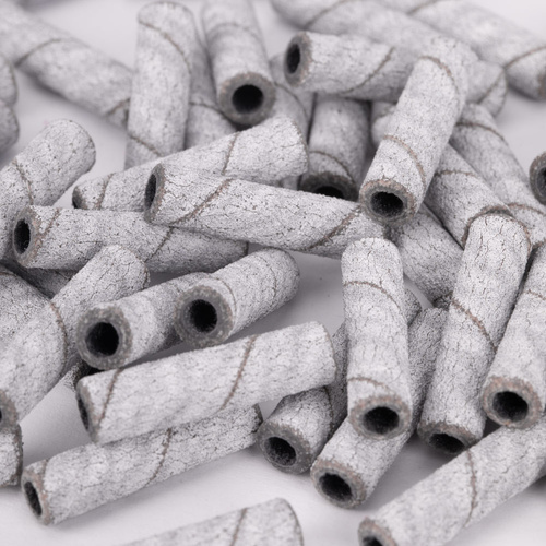 Kapturki do manicure i pedicure mandrele nakładki ścierne long cylinder 3mm gradacja 180 AlleMed białe 50 szt.