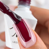 5+1gratis Lakier hybrydowy LED/UV Gel Polish The Trend Edit Nr 302 Cherry Bomb MollyNails HEMA/Di-HEMA Free 8g+ Wzornik GRATIS