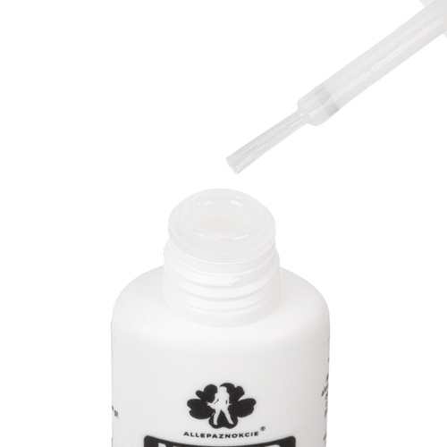 Quick-drying glue for tips with a brush Master Strong Nail Glue 10 g