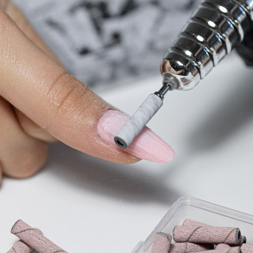 Kapturki do manicure i pedicure mandrele nakładki ścierne long cylinder 3mm gradacja 180 AlleMed białe 50 szt.