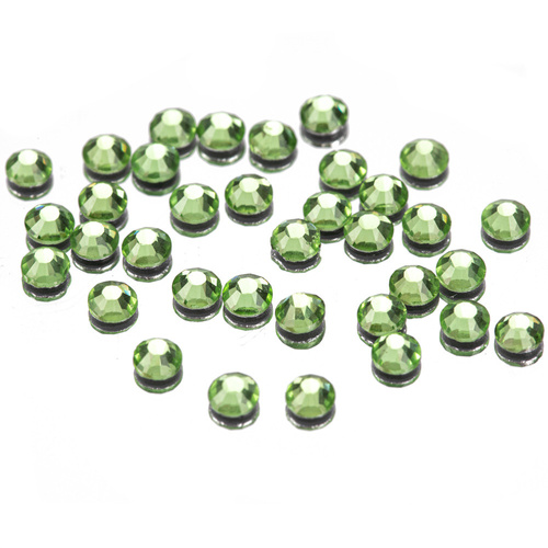 Strass en verre pour ongles SS10 Peridot, environ 50 pièces.