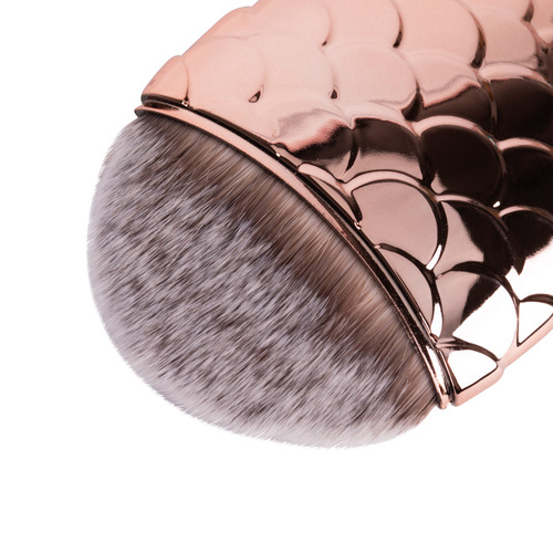 Chubby Mermaid Brush – Fischpinsel in Roségold mit dunklem Pinselhaar