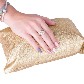 Bracciolo con cuscino per manicure dorato glitterato